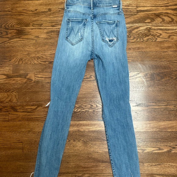 MOTHER High Rise Swooner Ankle Fray Wash: Losing Control (pre-owned) - Picture 2 of 6